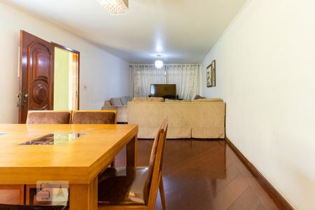 Sala de casa à venda com 4 quartos, 180m² em Vila Arriete, São Paulo