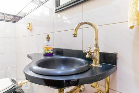 Lavabo - Pia de casa à venda com 4 quartos, 180m² em Vila Arriete, São Paulo