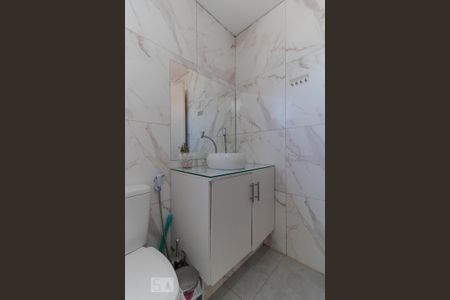 Apartamento para alugar com 76m², 2 quartos e 1 vaga Apartamento para alugar com 76m², 2 quartos e 1 vagaBanheiro