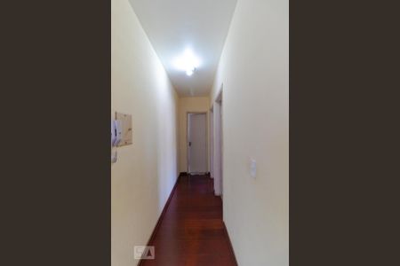 Apartamento para alugar com 76m², 2 quartos e 1 vaga Apartamento para alugar com 76m², 2 quartos e 1 vagaCorredor