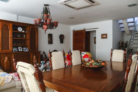 Sala de apartamento à venda com 3 quartos, 245m² em Barra da Tijuca, Rio de Janeiro