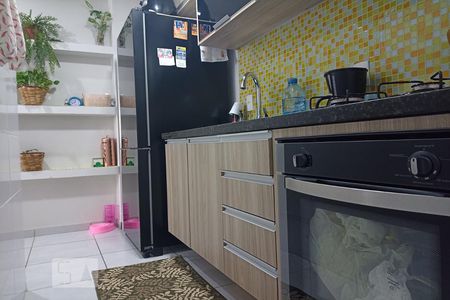 Apartamento à venda com 50m², 2 quartos e 1 vaga Apartamento à venda com 50m², 2 quartos e 1 vagaCozinha e Área de Serviço