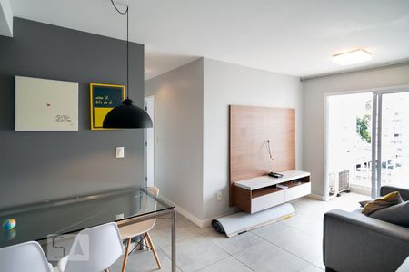 Sala de apartamento à venda com 2 quartos, 61m² em Vila Isa, São Paulo