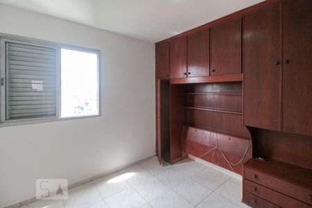 Quarto 1 de apartamento para alugar com 2 quartos, 46m² em Vila Vermelha, São Paulo