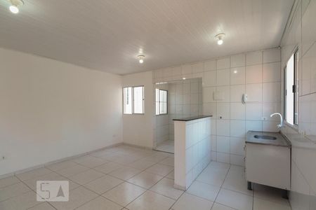 Sala  de casa para alugar com 2 quartos, 50m² em Vila Esperança, São Paulo