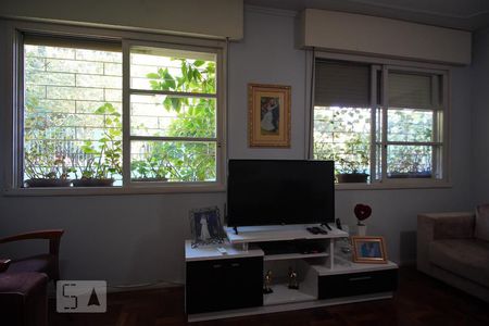 Sala de casa à venda com 5 quartos, 340m² em Jardim Itu Sabará, Porto Alegre