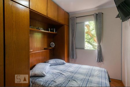 Quarto 1 de apartamento para alugar com 2 quartos, 49m² em Parque Monteiro Soares, São Paulo