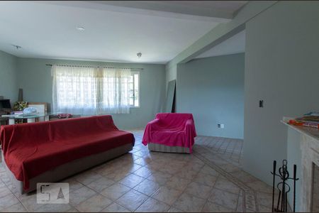 Sala de casa para alugar com 3 quartos, 250m² em Teresópolis, Porto Alegre