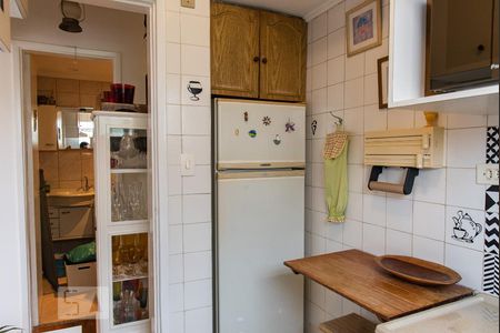 Cozinha de kitnet/studio para alugar com 1 quarto, 30m² em Liberdade, São Paulo