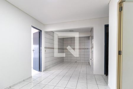 Sala/Cozinha de casa para alugar com 2 quartos, 52m² em Cidade Industrial, Curitiba