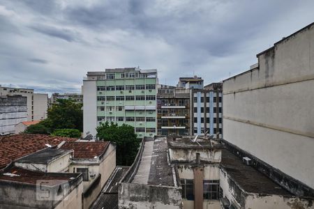 Quarto 1 Vista de apartamento para alugar com 2 quartos, 65m² em Tijuca, Rio de Janeiro