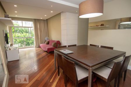 Sala de apartamento à venda com 3 quartos, 100m² em Copacabana, Rio de Janeiro