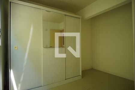 Quarto de apartamento à venda com 1 quarto, 62m² em Itu Sabará , Porto Alegre