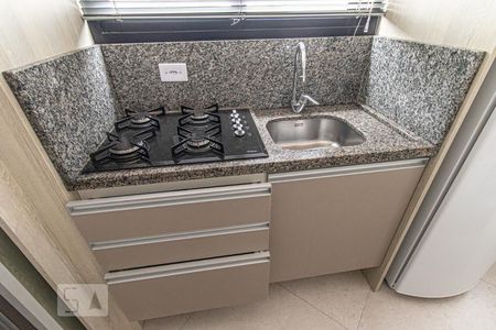 Pia de apartamento para alugar com 1 quarto, 30m² em Rebouças, Curitiba