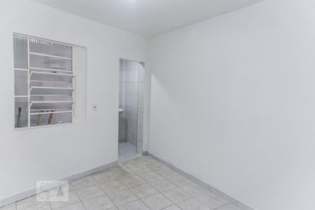 Quarto de casa para alugar com 1 quarto, 35m² em Parque Vitória, São Paulo