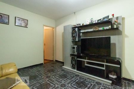 Sala de casa para alugar com 2 quartos, 150m² em Cidade Líder, São Paulo