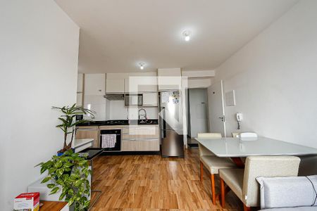 Sala de apartamento à venda com 2 quartos, 41m² em Sítio da Figueira, São Paulo