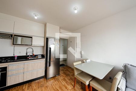 Sala de apartamento à venda com 2 quartos, 41m² em Sítio da Figueira, São Paulo