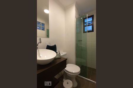 Lavabo de apartamento à venda com 2 quartos, 75m² em Vila Andrade, São Paulo
