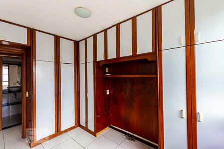 Quarto 1 de apartamento à venda com 2 quartos, 69m² em São Lourenço, Niterói