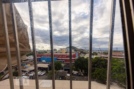 Vista da Sala de apartamento à venda com 2 quartos, 69m² em São Lourenço, Niterói