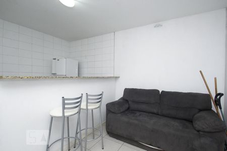 Sala de kitnet/studio para alugar com 1 quarto, 33m² em Centro, Rio de Janeiro