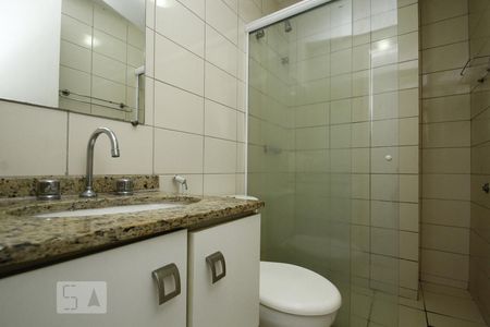 Banheiro de kitnet/studio para alugar com 1 quarto, 33m² em Centro, Rio de Janeiro