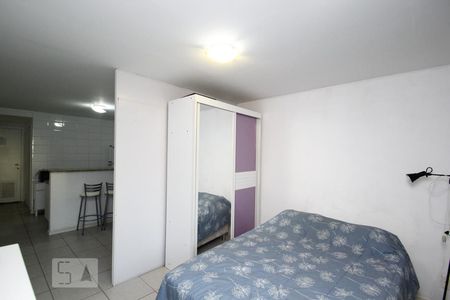 Quarto de kitnet/studio para alugar com 1 quarto, 33m² em Centro, Rio de Janeiro