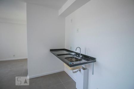 Cozinha de kitnet/studio para alugar com 1 quarto, 35m² em Mirandópolis, São Paulo