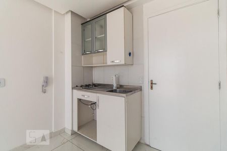 Sala e cozinha de apartamento para alugar com 1 quarto, 48m² em Vila Aricanduva, São Paulo