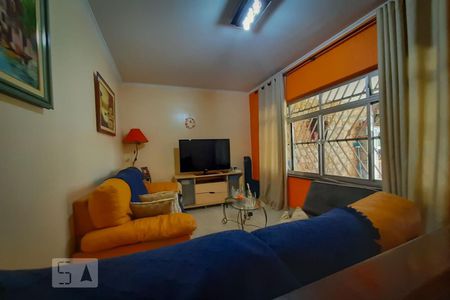 Sala TV de casa à venda com 3 quartos, 450m² em Vila Prudente, São Paulo