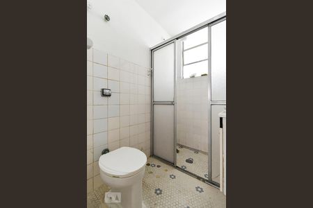 Banheiro de apartamento para alugar com 1 quarto, 48m² em Vila Buarque, São Paulo