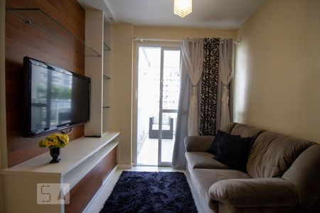 Sala de apartamento para alugar com 2 quartos, 70m² em Vargem Grande, Rio de Janeiro