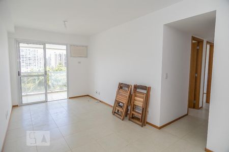 Sala de apartamento para alugar com 3 quartos, 73m² em Jacarepaguá, Rio de Janeiro