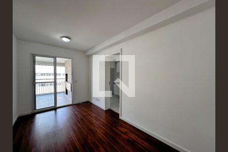 Sala de apartamento para alugar com 2 quartos, 65m² em Santo Amaro, São Paulo