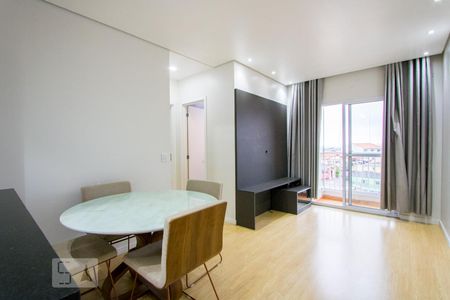 Sala de apartamento à venda com 2 quartos, 53m² em Vila Humaitá, Santo André