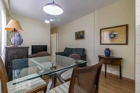 Sala de apartamento para alugar com 2 quartos, 65m² em Anil, Rio de Janeiro