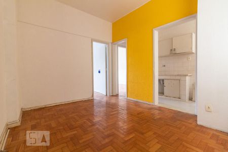 Sala de apartamento para alugar com 2 quartos, 56m² em Copacabana, Rio de Janeiro