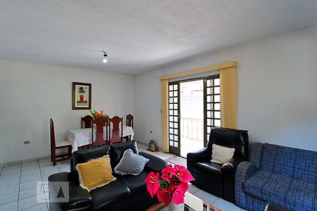 Sala de casa à venda com 4 quartos, 200m² em Jardim Taboão, São Paulo