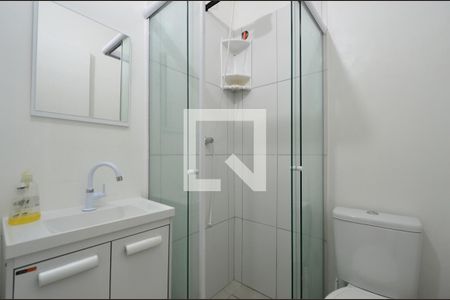 Banheiro de kitnet/studio para alugar com 1 quarto, 20m² em Saúde, São Paulo