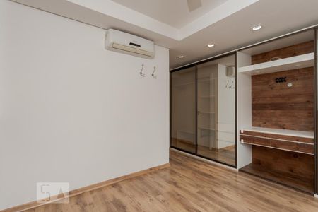 Suíte 1 de apartamento para alugar com 2 quartos, 84m² em Rio Branco, Porto Alegre