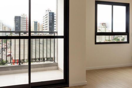 Sala de kitnet/studio para alugar com 1 quarto, 27m² em Mirandópolis, São Paulo