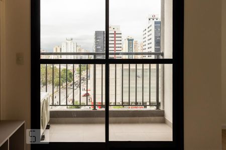 Sala de kitnet/studio para alugar com 1 quarto, 27m² em Mirandópolis, São Paulo