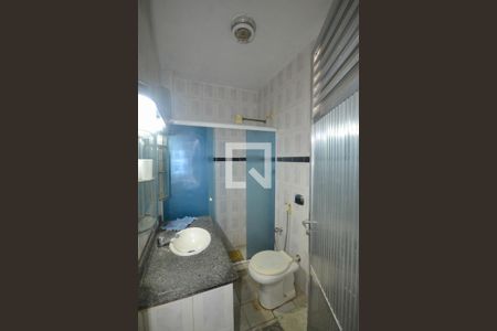 Banheiro de apartamento para alugar com 1 quarto, 39m² em Centro, Nova Iguaçu