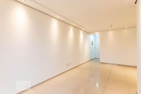 Sala  de apartamento para alugar com 3 quartos, 65m² em Vila Marieta, São Paulo