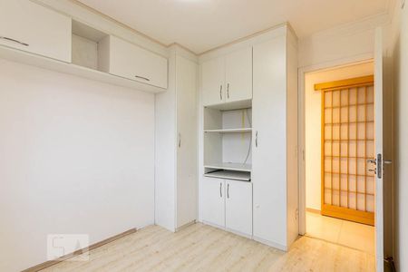 Quarto 1 de apartamento para alugar com 3 quartos, 65m² em Vila Marieta, São Paulo