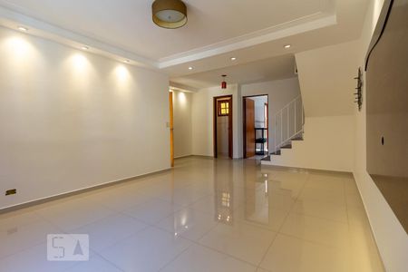 Sala de casa de condomínio para alugar com 3 quartos, 126m² em Vila Tiradentes, São Paulo