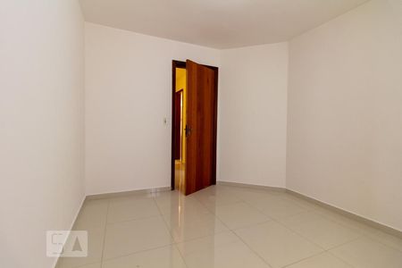 Quarto 1 de casa de condomínio para alugar com 3 quartos, 126m² em Vila Tiradentes, São Paulo