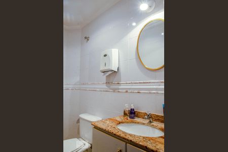 Lavabo de casa à venda com 3 quartos, 223m² em Parque Sao Domingos, São Paulo