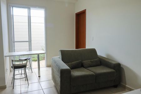 Sala de apartamento para alugar com 1 quarto, 38m² em Flórida, Ribeirão Preto